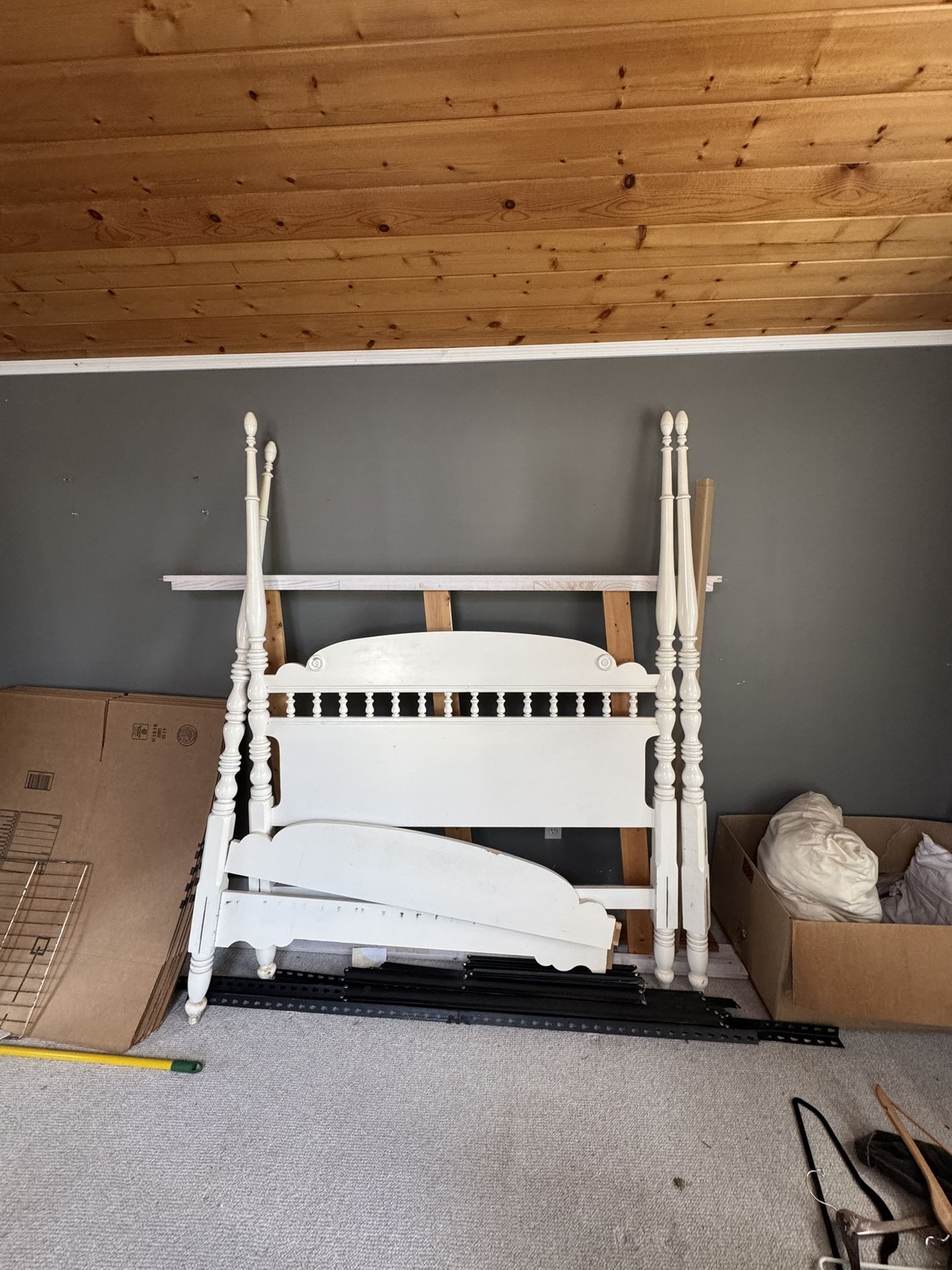 Four Post Bedroom Set