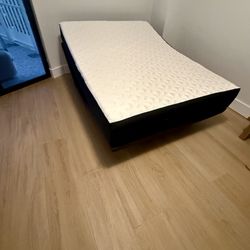 Full Size  Adj Bed Frame  & Serta Chill Mattress 