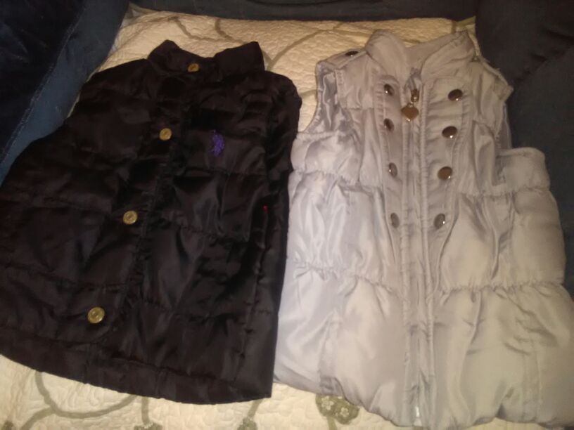 18 MO., BRAND NAME VESTS. GIRLS ,, NICE AND WARM