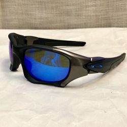 🔥Oakley Pitboss 2 Black/Silver Frames Ice Blue Polarized Lenses