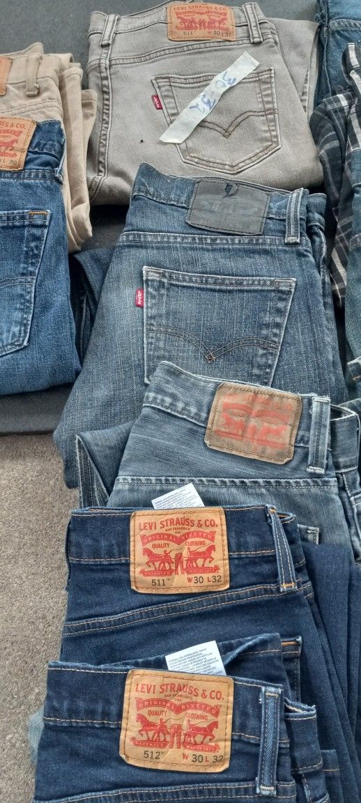 30x32 LEVIS JEANS MENS 