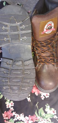 Boots Brahma size 5 1/2 mens