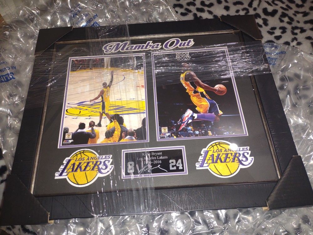 Kobe Bryant Mamba Out Signature Plaque