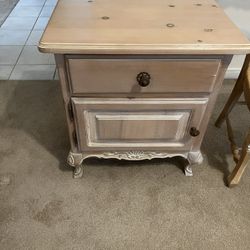 2 Nightstands Desk/ Chair