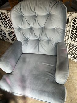 Set of 2 Light Blue Tufted Armchairs
