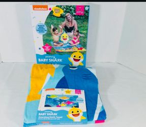 Baby Shark Splash Pad and Towel