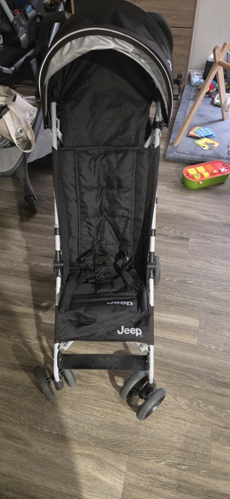 Jeep Lightweight Stroller