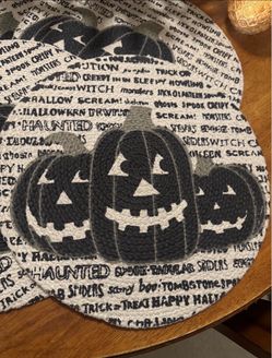 Halloween placemats
