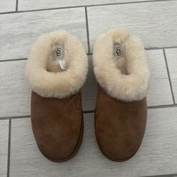 Treadlite By Ugg Woman’s Slippers Size 11 - BRAND NEW!!!
