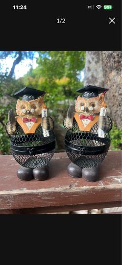 Vintage sees candy owl holder