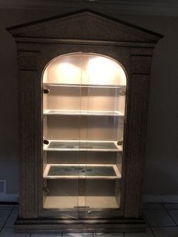 Wall unit