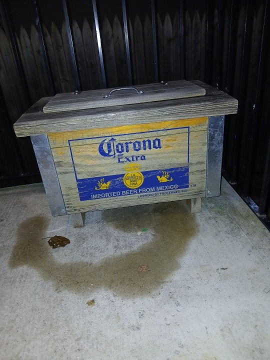Vintage Corona Cooler 