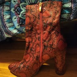 Women's Size 10 Snake Patterned Boot Heels