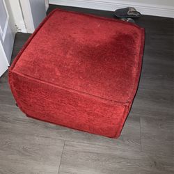 Rusty/reddish Cloth Ottoman. 