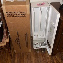 Two Column Laundromat Vending Machine - BRAND NEW