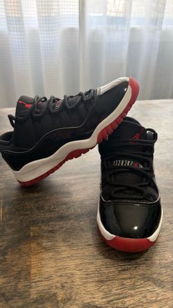 Jordan Bred 11s low size 1.5 youth