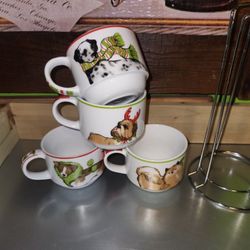 Set of 2 Warner Bros Entertainment Polar Express Coffee Mugs Christmas Drinkware.