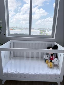 Baby crib