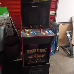 Mortal Kombat Arcade 1up cabinet