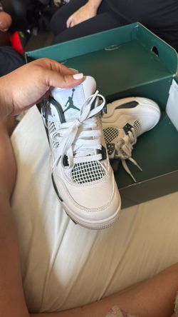 Air Jordan 4 Retro (GS)