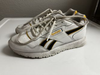 Reebok Womens Harmon Run White With Yellow Accents FV6858 Sz 8 EUC!