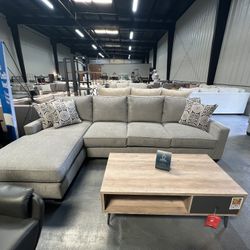 2pc Mason Sectional