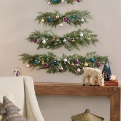 Grandinroad Wall Pine Tree New In Box!