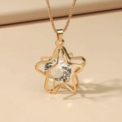 New - Women’s Girls Star 🌟 Necklace Jewelry 