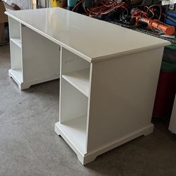 FREE- IKEA Office desk and Chair