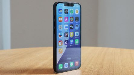 iPhone 16