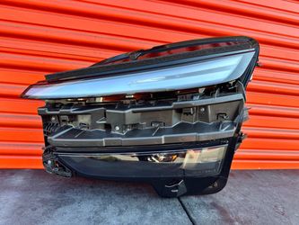 2025 2026 Tesla Model Y  LEFT Driver Side LH LED Headlight OEM