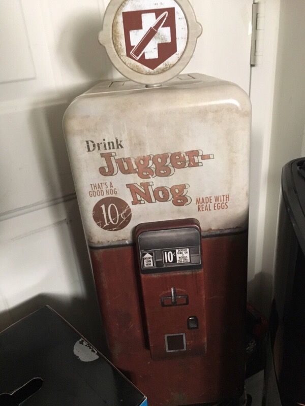 Black ops 3 limited edition juggernaut mini fridge