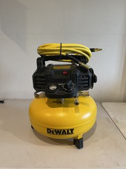DeWalt 6 Gal. 165 PSI Electric Pancake Air Compressor