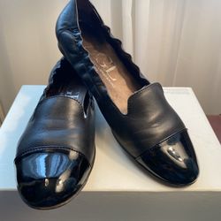 AGL Italian designer all leather cap toe flats size 40 retro vibes for