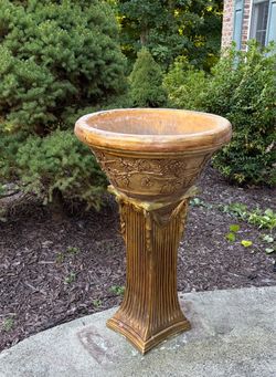 Large Decorative Garden Urn on Pedestal