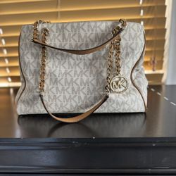 Michael Kors Bag