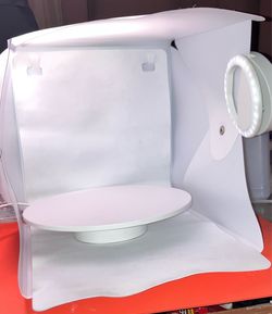 Light box with Turntable and dimmable light