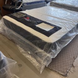 New Queen Mattress Set 
