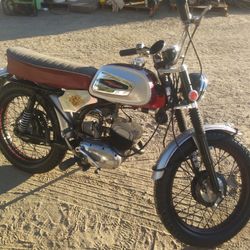 1969 Harley. Davidson 125 SX