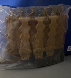 Magazine pouch