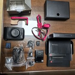 The Leica X2 camera is in perfect condition with no scratches or damages. 