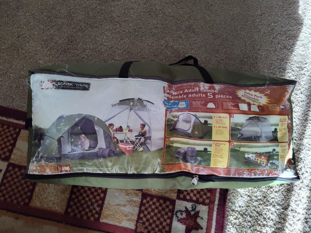 5 Person Camping Set. With 6 Person Tent. 2 Sleeping Bags 