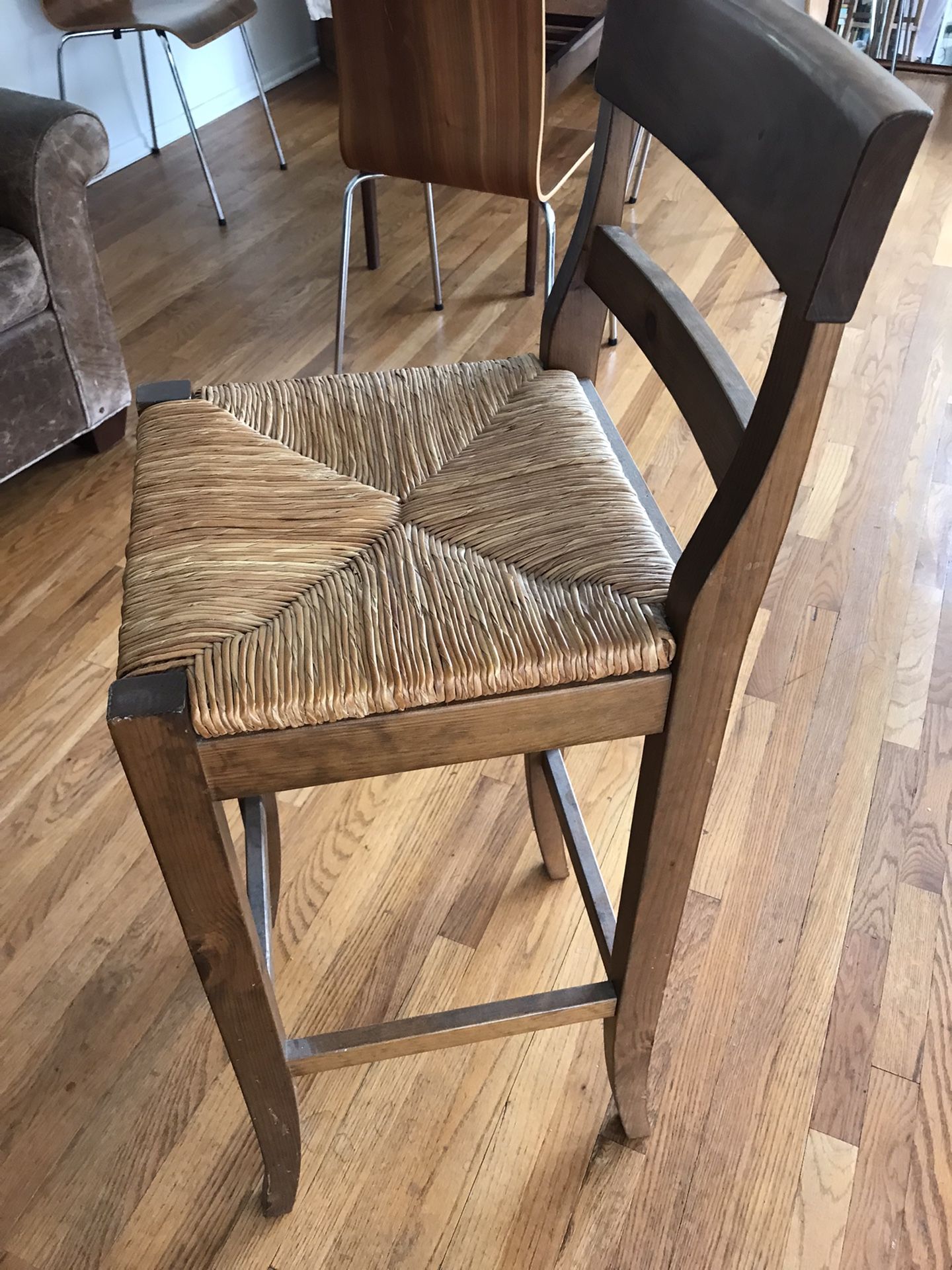 Pier 1 Bar Stool Made In Italy for Sale in Claremont, CA OfferUp
