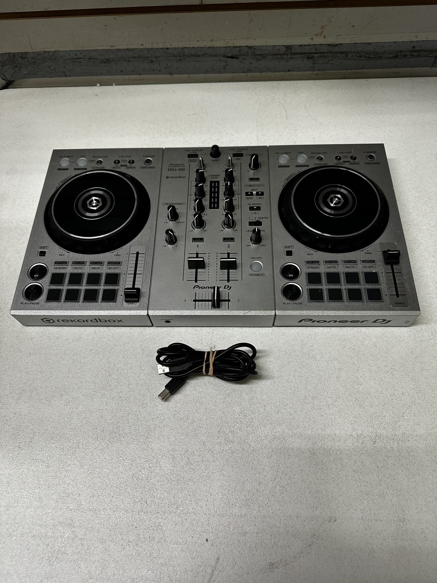 Pioneer DDJ-400 Silver Limited Color 2 Channel DJ Controller