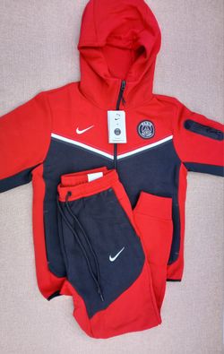 ST GERMAIN NIKE FLEECE TECH 