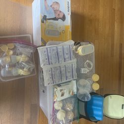 Medela Freestyle Flex Brest Pump and Accessories