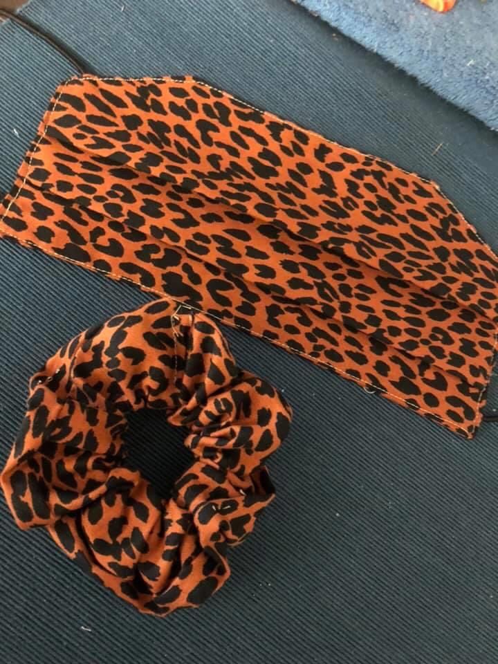 Face Mask and scrunchie set $5.00