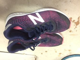 Girls New Balance sneakers 2Y