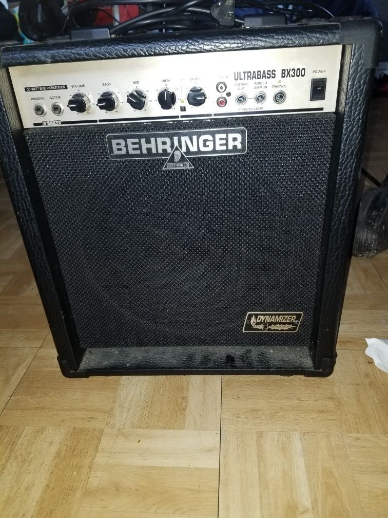 Behringer amp