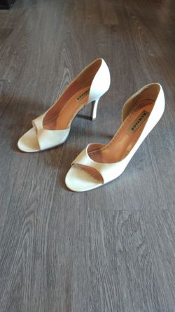 Women's heels / dress shoes